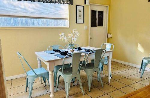Bay Esplanade House | 130 m² House ∙ 3 bedrooms ∙ 8 guests