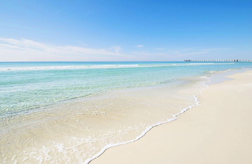 Panama City Beach Condo | 133 m² Condo ∙ 3 bedrooms ∙ 8 guests