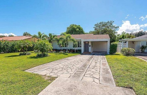 Country Club Park House | 134 m² House ∙ 3 bedrooms ∙ 6 guests