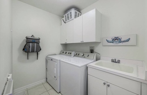 Vanderbilt Beach Condo | 137 m² Condo ∙ 3 bedrooms ∙ 6 guests