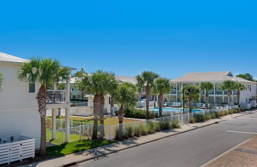 Crystal Beach House | 154 m² House ∙ 3 bedrooms ∙ 10 guests