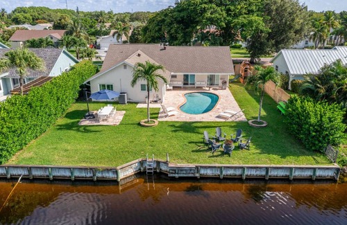 Tropic Palms House | 158 m² House ∙ 3 bedrooms ∙ 8 guests