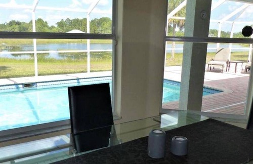 Eisenhower Villa | 162 m² Villa ∙ 3 bedrooms ∙ 6 guests