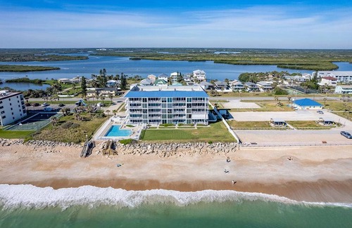New Smyrna Beach Condo | 167 m² Condo ∙ 3 bedrooms ∙ 6 guests