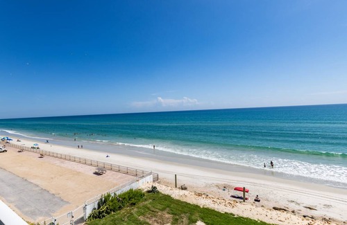 New Smyrna Beach Condo | 167 m² Condo ∙ 3 bedrooms ∙ 6 guests