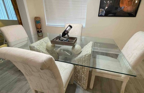 Hampton Homes House | 169 m² House ∙ 3 bedrooms ∙ 8 guests