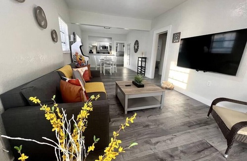Little Havana House | 1727 NW · Lovely Home in Little Havana