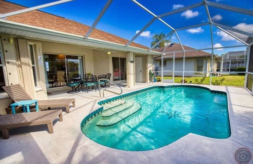 Broadmoor House | 173 m² House ∙ 4 bedrooms ∙ 8 guests
