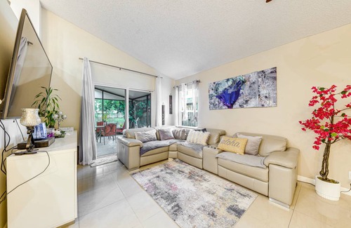 North Lauderdale House | 180 m² House ∙ 3 bedrooms ∙ 6 guests