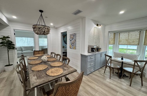 Mid Island House | 183 m² House ∙ 4 bedrooms ∙ 13 guests