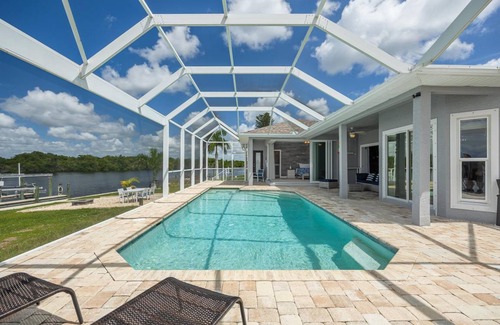 Broadview Manor House | 184 m² House ∙ 3 bedrooms ∙ 8 guests