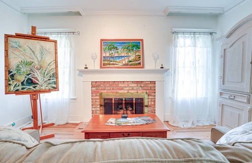 Palm City House | 185 m² House ∙ 3 bedrooms ∙ 8 guests