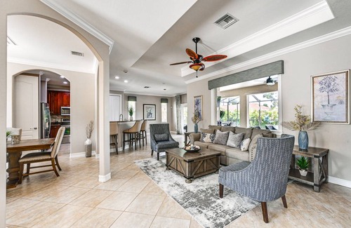 Eisenhower House | 198 m² House ∙ 3 bedrooms ∙ 10 guests