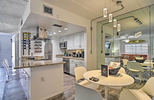 St. Pete Beach Condo | < 2 Mi to Coast: St Pete Beach Gem w/Pool Access