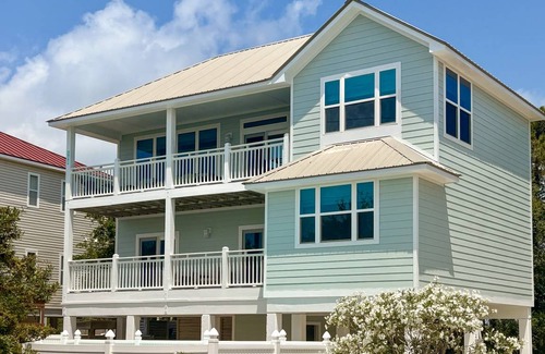 East End House | 206 m² House ∙ 3 bedrooms ∙ 12 guests