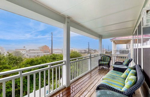 East End House | 206 m² House ∙ 3 bedrooms ∙ 12 guests