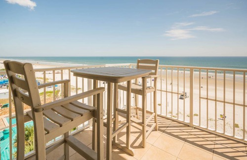 New Smyrna Beach Condo | 207 m² Condo ∙ 3 bedrooms ∙ 6 guests