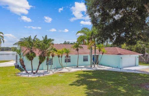 Westchase House | 213 m² House ∙ 4 bedrooms ∙ 12 guests
