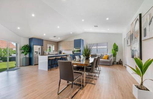 Richmond West House | 214 m² House ∙ 5 bedrooms ∙ 12 guests