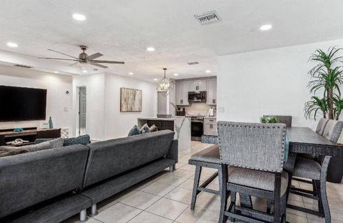 Westchester House | 217 m² House ∙ 4 bedrooms ∙ 12 guests