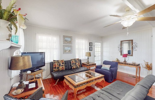 Eastpoint House | 223 m² House ∙ 3 bedrooms ∙ 6 guests