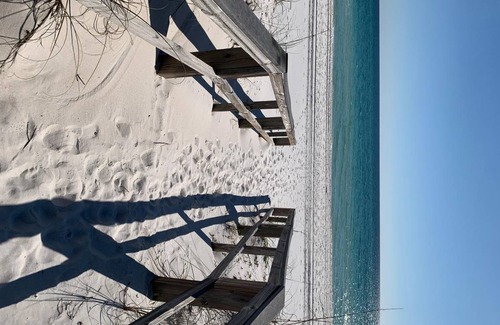 White Sands House | 230 m² House ∙ 4 bedrooms ∙ 10 guests