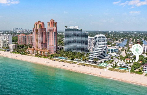 Lauderdale Beach House | 232 m² House ∙ 3 bedrooms ∙ 10 guests