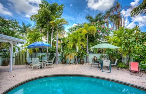 Plantation House | 242 m² House ∙ 3 bedrooms ∙ 6 guests