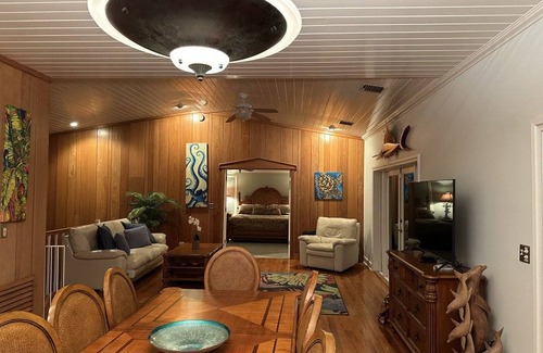 Venetian Shores House | 251 m² House ∙ 3 bedrooms ∙ 6 guests