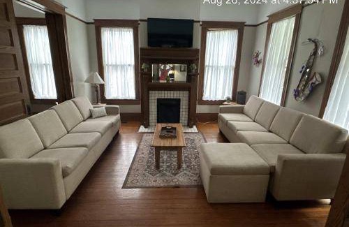 Hannon Park House | 253 m² House ∙ 5 bedrooms ∙ 14 guests