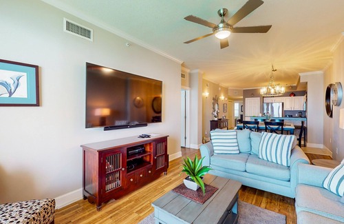 Panama City Beach Condo | 25th-floor, waterfront condo with picturesque views, pools & fitness room