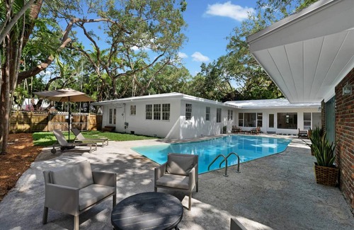 Southwest Coconut Grove House | 264 m² House ∙ 4 bedrooms ∙ 10 guests