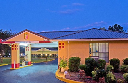 Chipley Hotel | 28 m² Hotel ∙ 127 guests