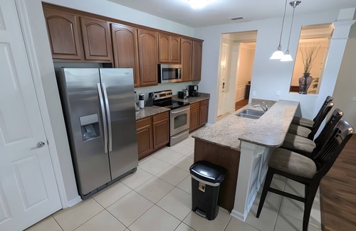 Florida Central Atlantic Coast Apartment | 2BR Condo l Convention Center l 6min Epic