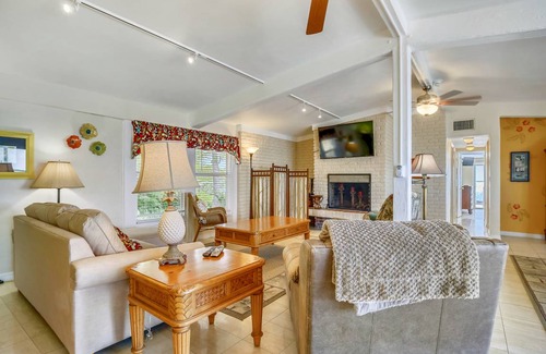 Bay Point House | 302 m² House ∙ 5 bedrooms ∙ 18 guests
