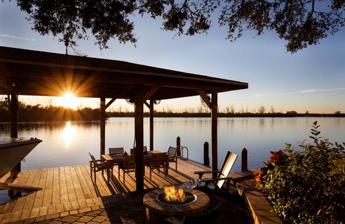 Sunnyland Beach House | 307 m² House ∙ 4 bedrooms ∙ 11 guests