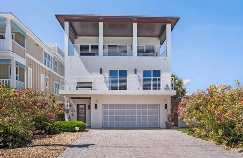 St. Augustine Beach House | 350 m² House ∙ 4 bedrooms ∙ 8 guests