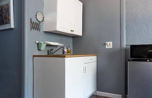 Flagami Apartment | 350 m² Apartment ∙ 1 bedroom ∙ 2 guests