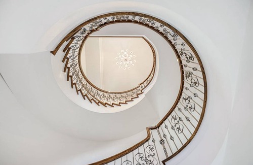 Delos House | 358 m² House ∙ 8 bedrooms ∙ 20 guests