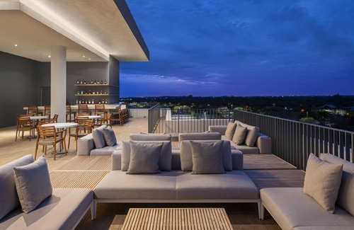 Sunrise Hotel | 37 m² Hotel ∙ 127 guests
