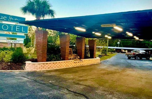 High Springs Hotel | 38 m² Motel ∙ 6 guests