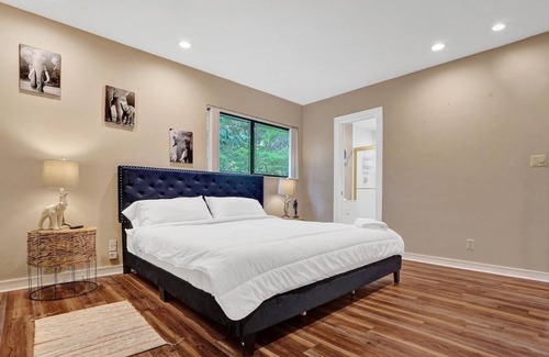 Survey Creek Villa | 381 m² Villa ∙ 6 bedrooms ∙ 20 guests