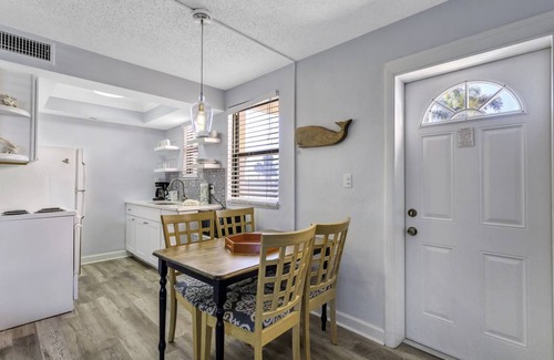 St. Petersburg - Clearwater Condo | 39 m² Condo ∙ 1 bedroom ∙ 4 guests