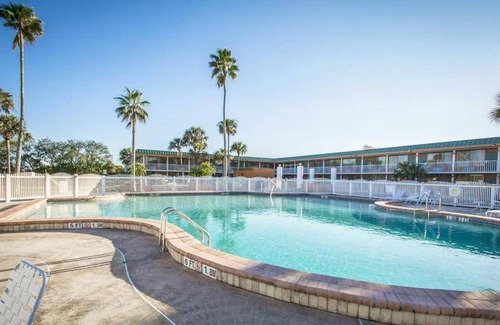 Sun 'N Lake Hotel | 39 m² Hotel ∙ 127 guests