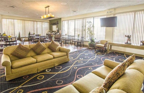 Sun 'N Lake Hotel | 39 m² Hotel ∙ 127 guests