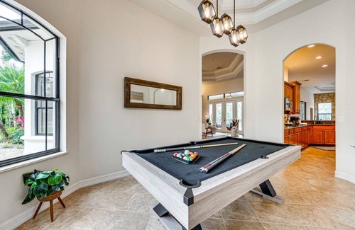 Naples House | 399 m² House ∙ 5 bedrooms ∙ 9 guests