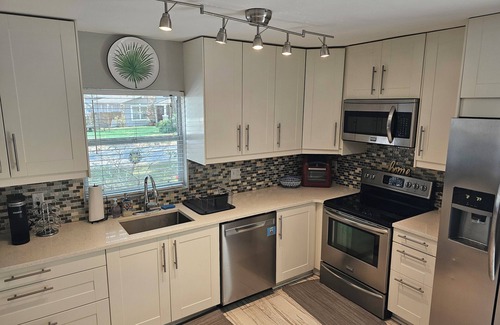 Old Seminole Heights House | 3B/2BA, 12min to Airport&Downtown, Private Parkingn