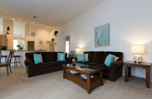 Orange Tree House | 4 bedroom villa close to Disney quiet neighborhood