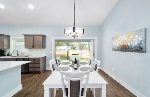 Fellowship House | 4 Bedroom w/8-stall barn & 4 paddocks - Adjacent to WEC! - Sherman Oaks 625