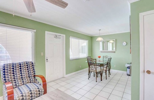 North Redington Beach Condo | 40 m² Condo ∙ 1 bedroom ∙ 4 guests